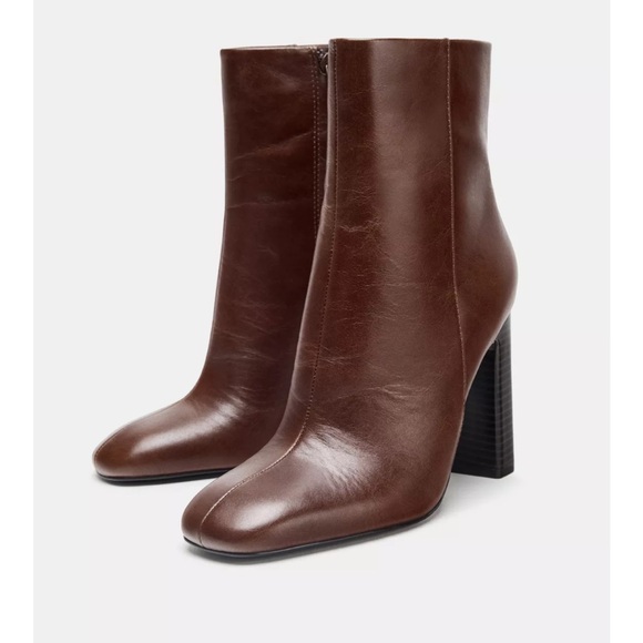 LEATHER WIDE HEEL ANKLE BOOTS - Picture 2 of 2